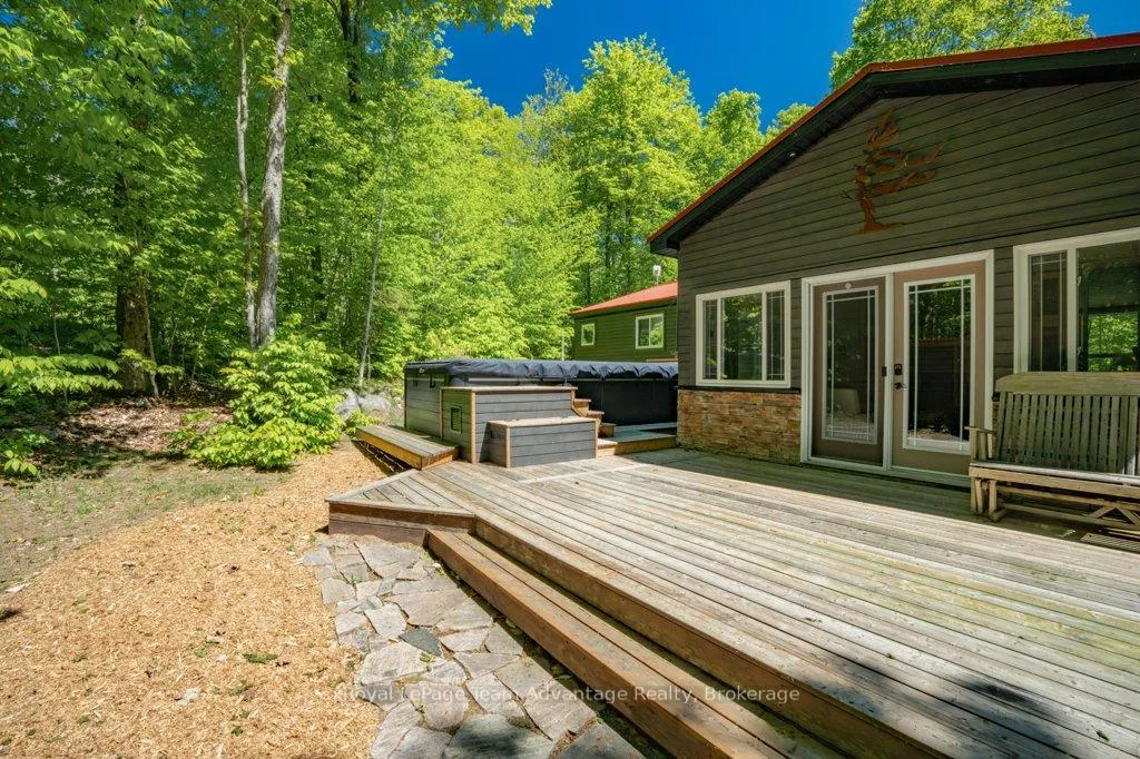 Photo 63 of 34 Beechwood Lane, Seguin — HOMEH