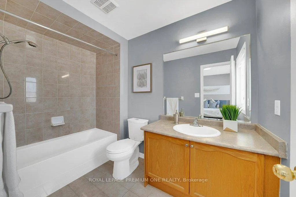 Photo 14 of 13 Summitridge Court, Brampton, Bram East — HOMEH