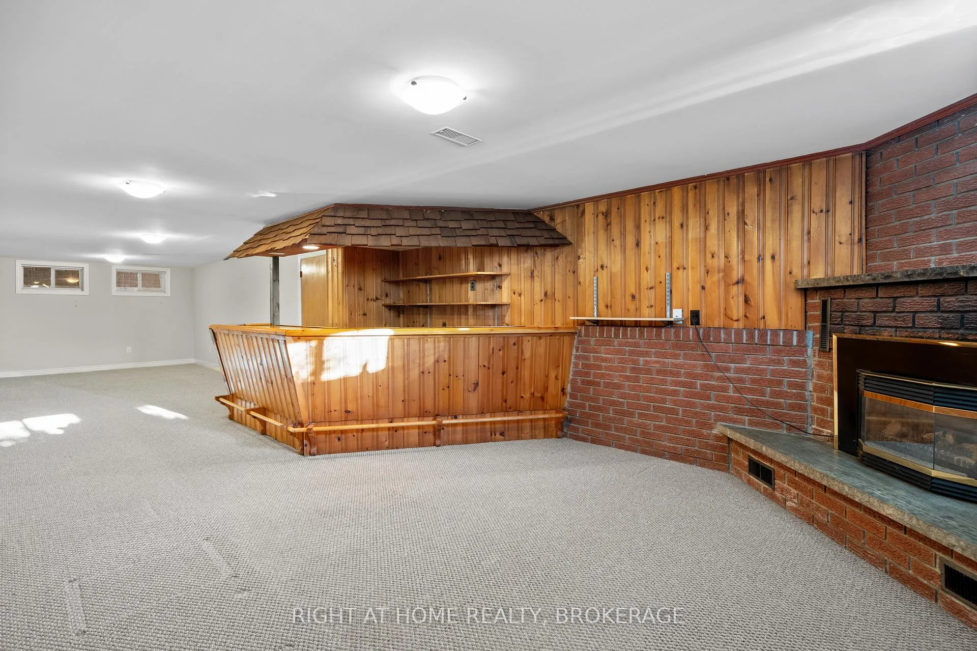 Photo 28 of 12 Lorne Avenue, Grimsby, Grimsby Beach — HOMEH