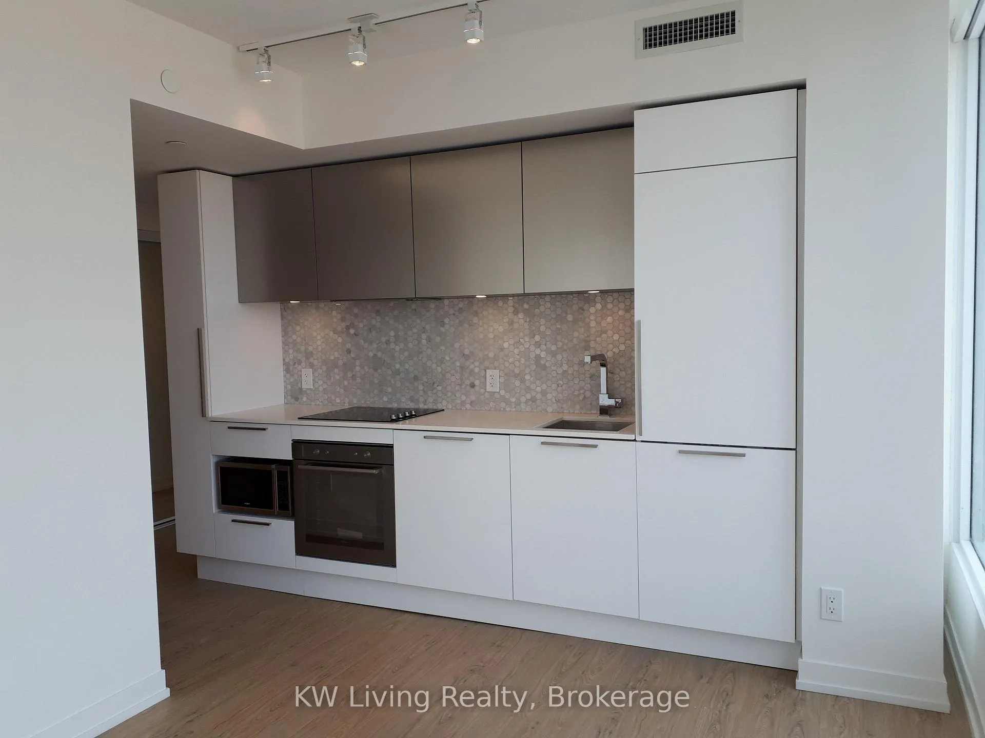 Photo 4 of Unit 3106, 85 Wood Street, Toronto, Church-Yonge Corridor — HOMEH