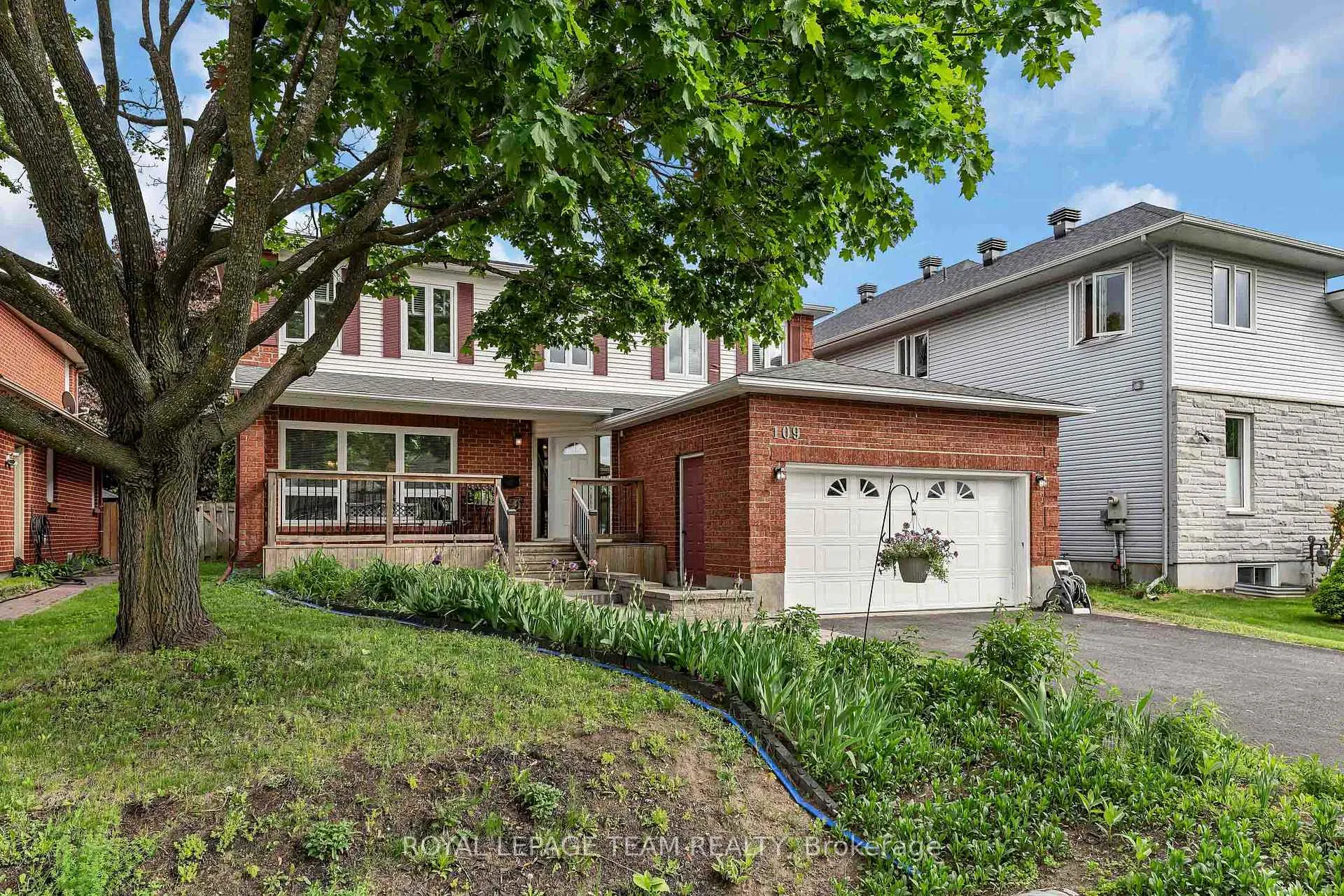 Photo 2 of 109 Belleview Drive, Ottawa, Kanata - Katimavik — HOMEH