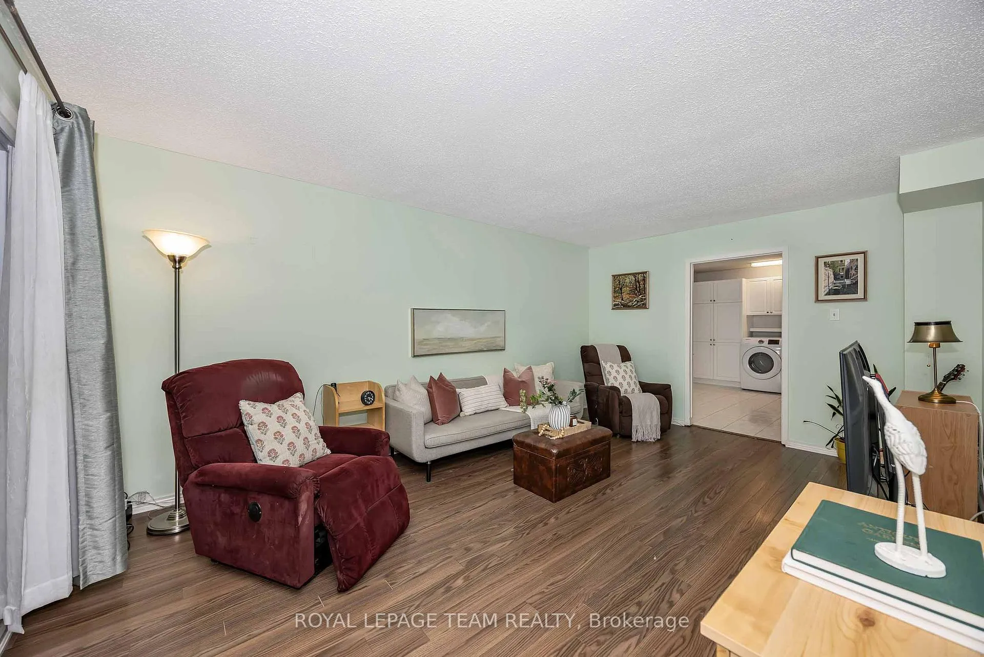 Photo 13 of 109 Belleview Drive, Ottawa, Kanata - Katimavik — HOMEH