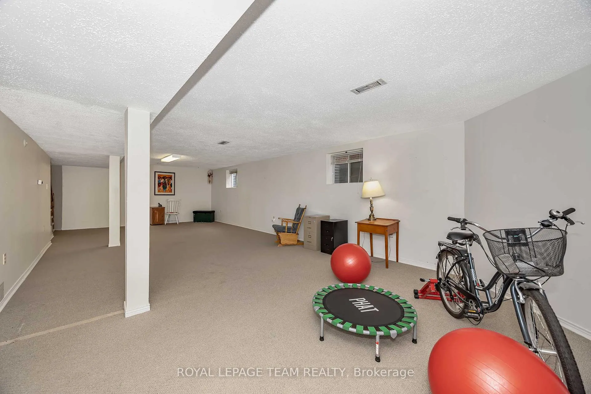 Photo 24 of 109 Belleview Drive, Ottawa, Kanata - Katimavik — HOMEH