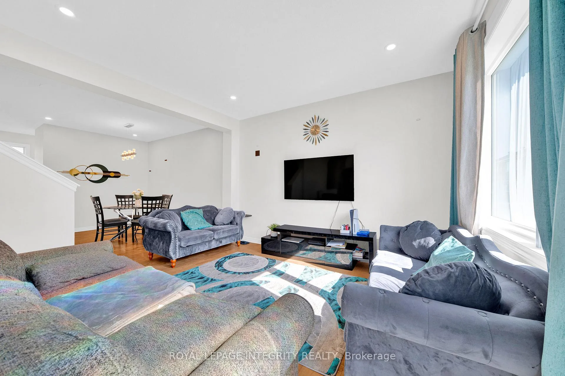 Photo 7 of 16 Focality Crescent, Ottawa, Barrhaven - Half Moon Bay — HOMEH