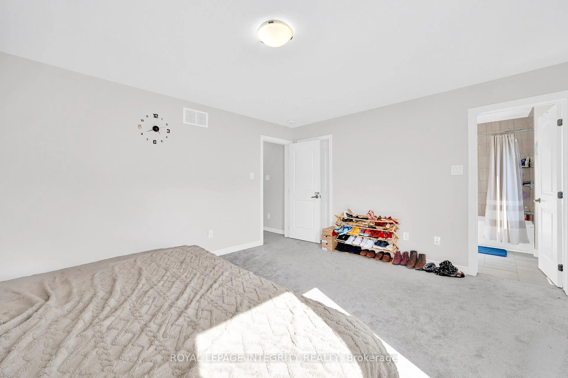Photo 15 of 16 Focality Crescent, Ottawa, Barrhaven - Half Moon Bay — HOMEH