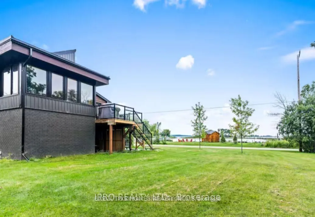 Photo 2 of 39 Long Point Road, Tay, Waubaushene — HOMEH