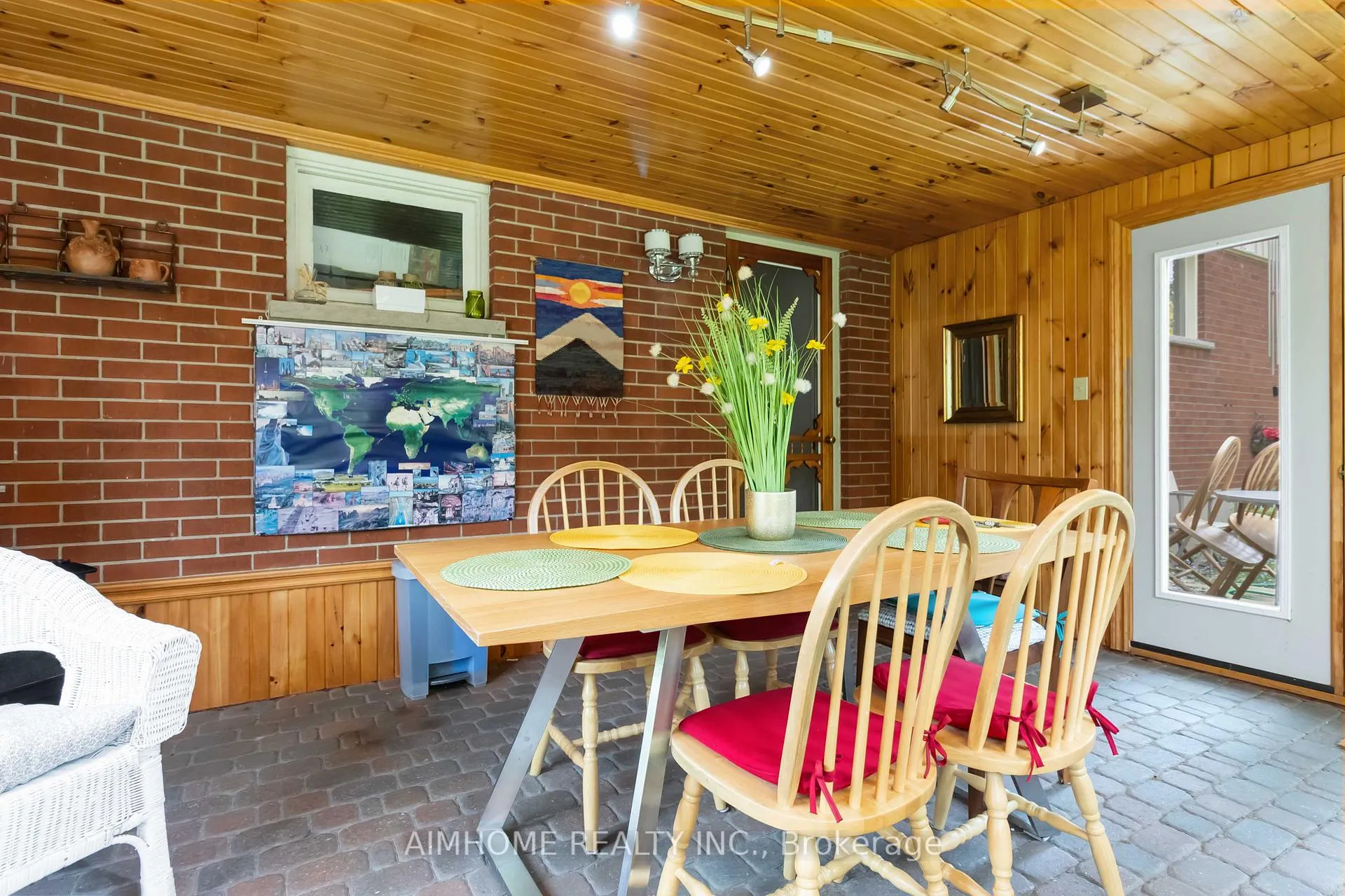 Photo 32 of 1031 Marley Crescent, Burlington, LaSalle — HOMEH