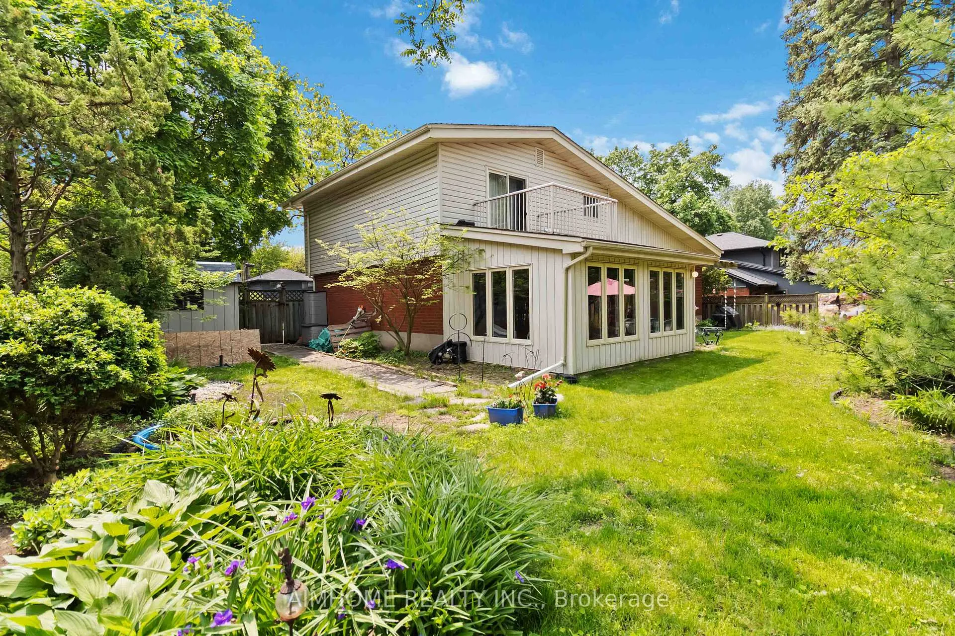 Photo 34 of 1031 Marley Crescent, Burlington, LaSalle — HOMEH