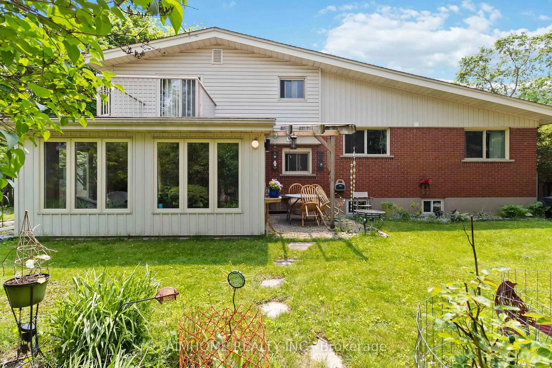 Photo 36 of 1031 Marley Crescent, Burlington, LaSalle — HOMEH