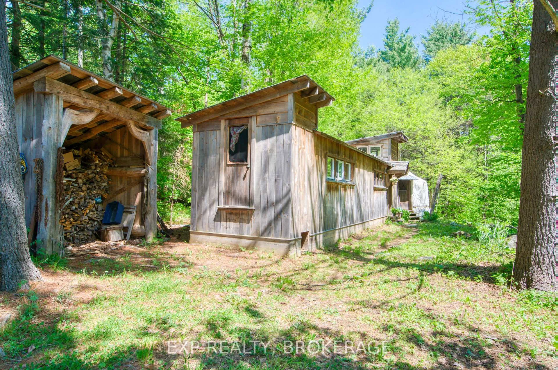 Photo 3 of 1563 Clarendon Road, Frontenac, Frontenac Centre — HOMEH
