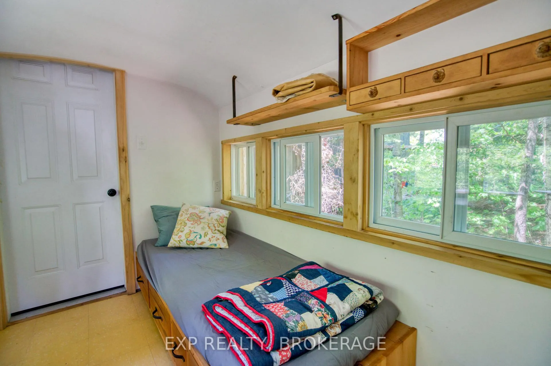 Photo 18 of 1563 Clarendon Road, Frontenac, Frontenac Centre — HOMEH