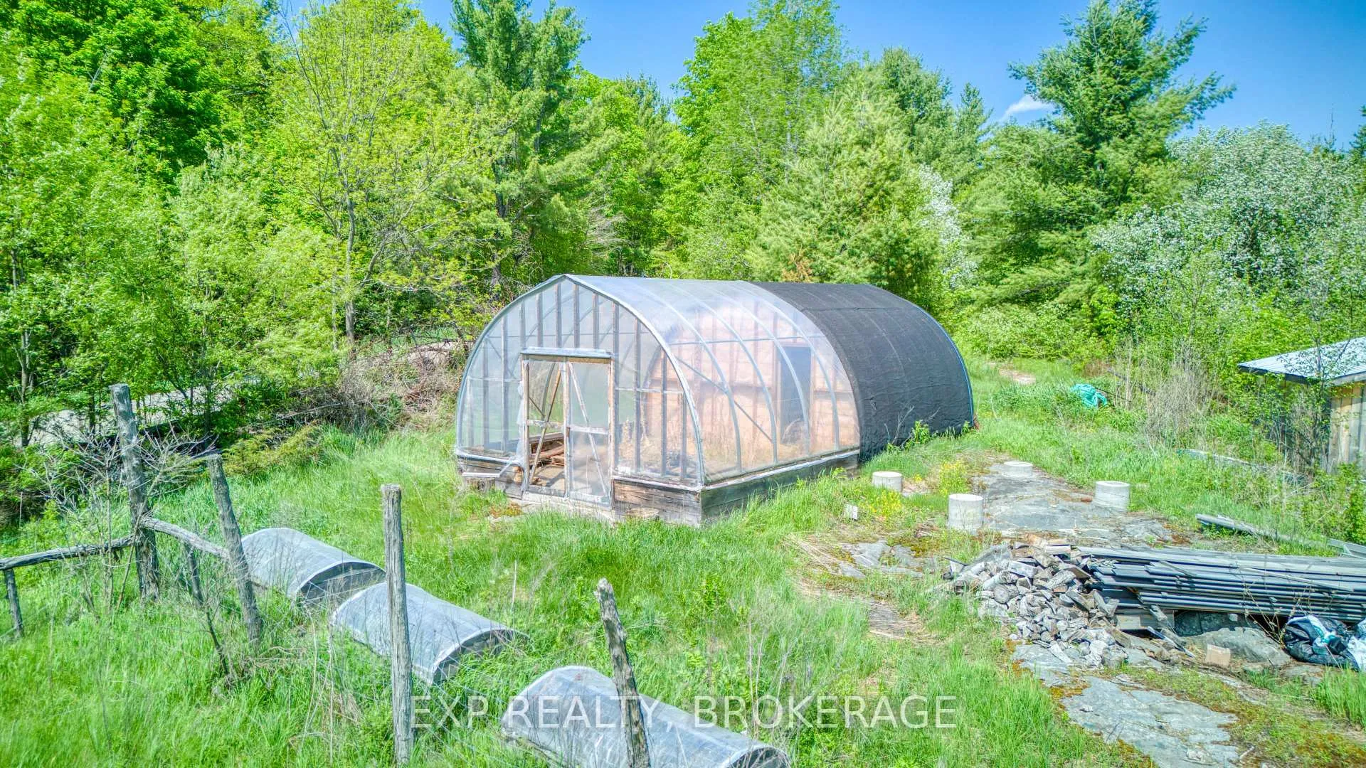 Photo 32 of 1563 Clarendon Road, Frontenac, Frontenac Centre — HOMEH