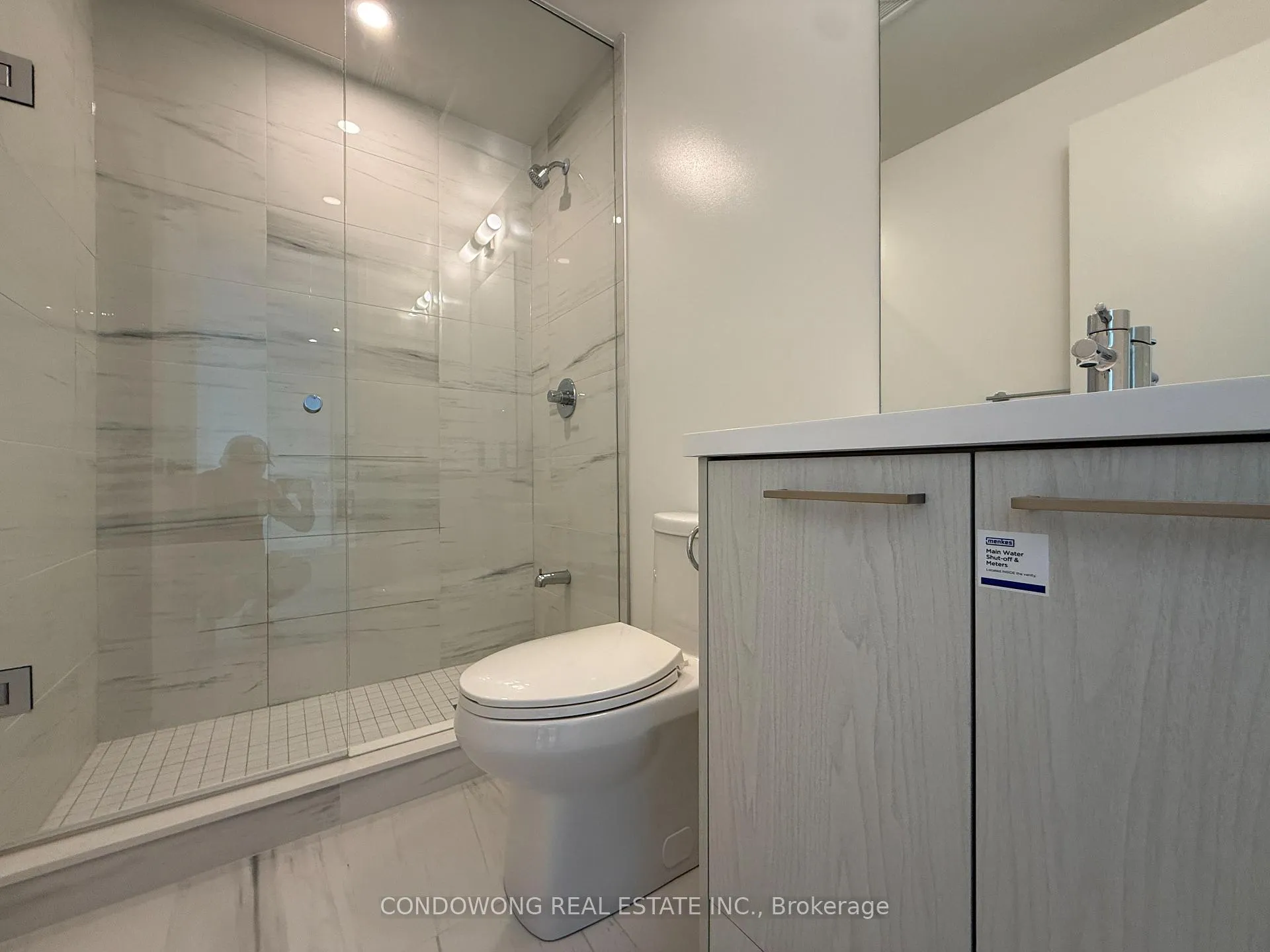 Photo 12 of Unit 2603, 28 Interchange Way, Vaughan, Vaughan Corporate Centre — HOMEH