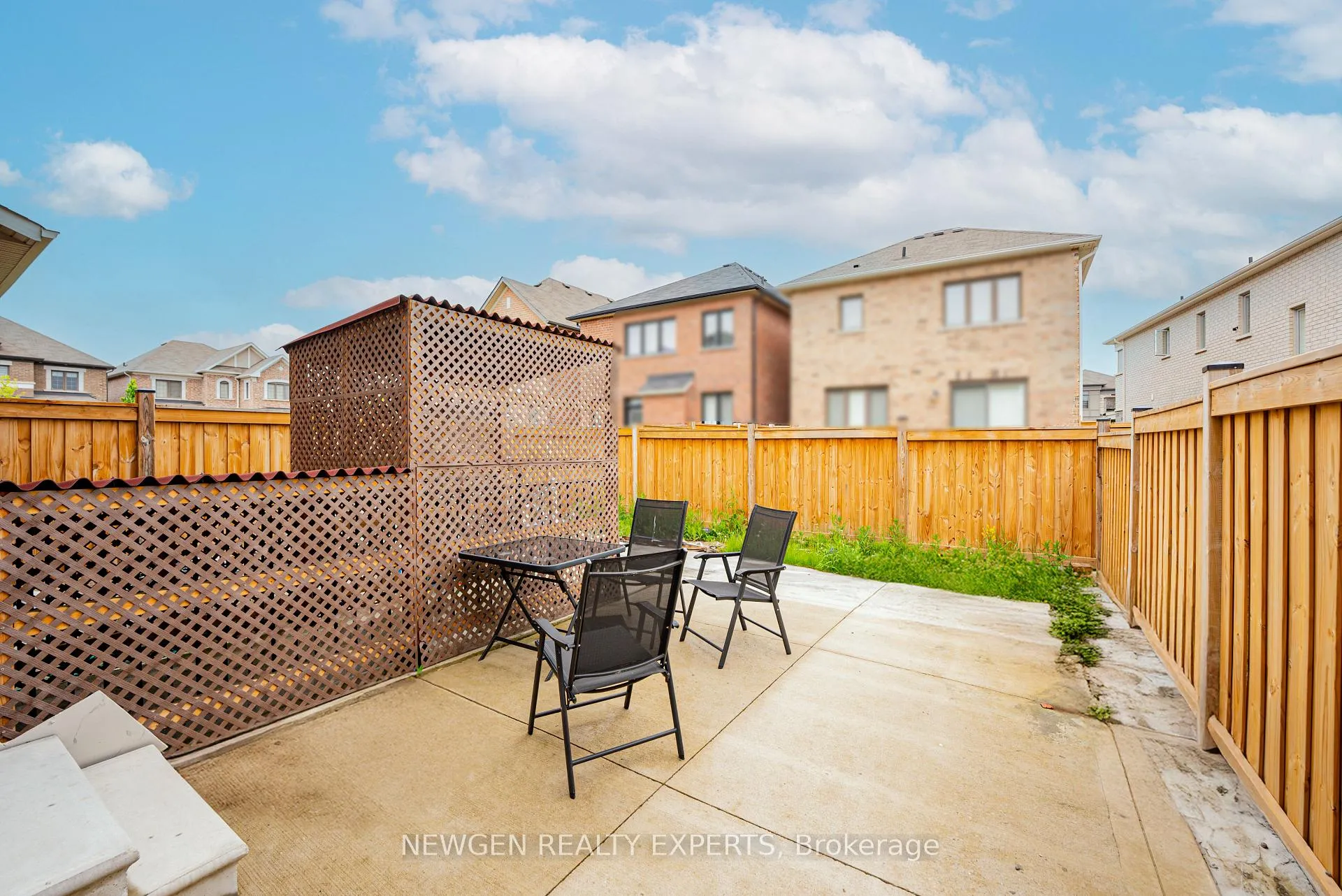 Photo 4 of 19 Boat Street, Brampton, Northwest Brampton — HOMEH