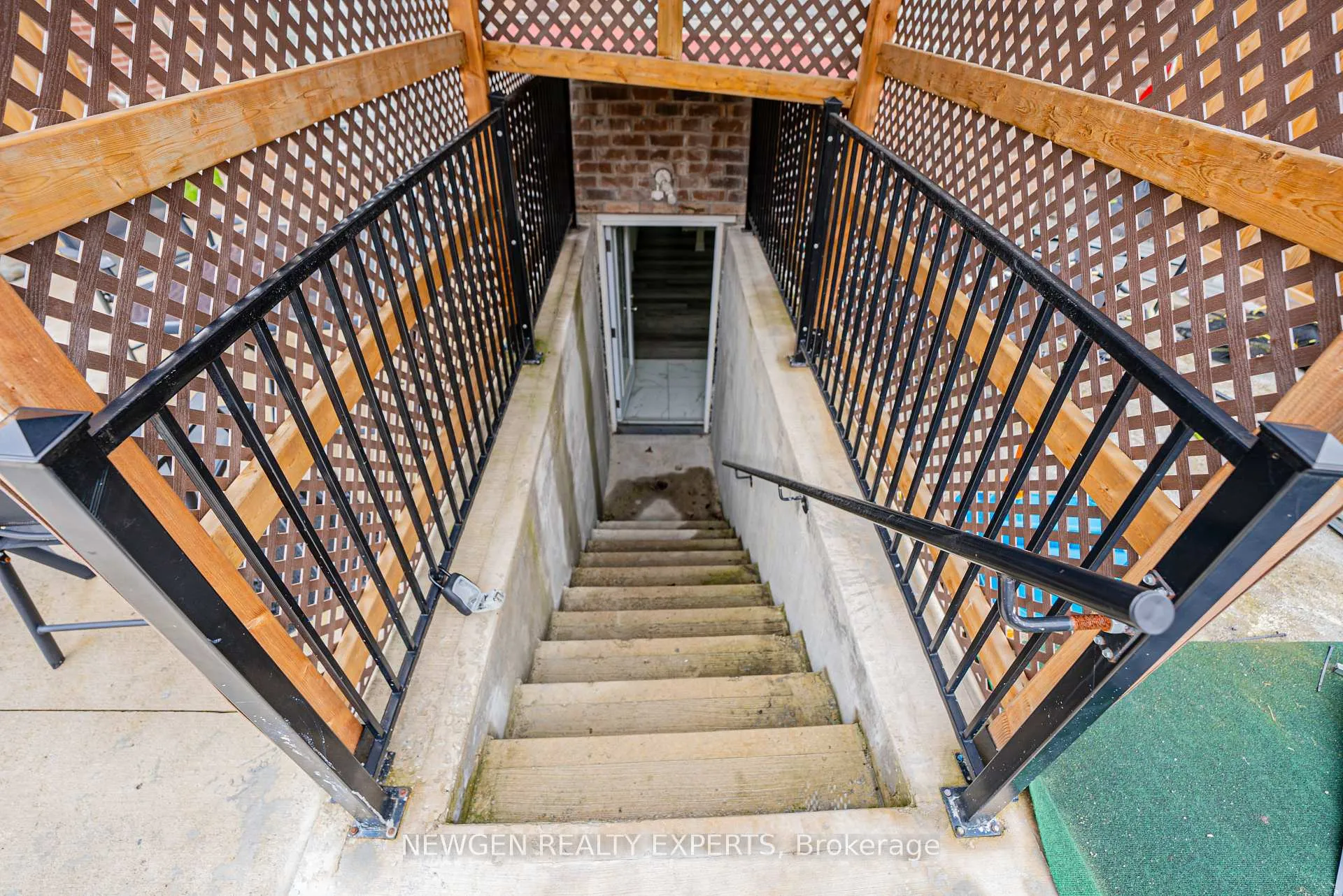Photo 7 of 19 Boat Street, Brampton, Northwest Brampton — HOMEH