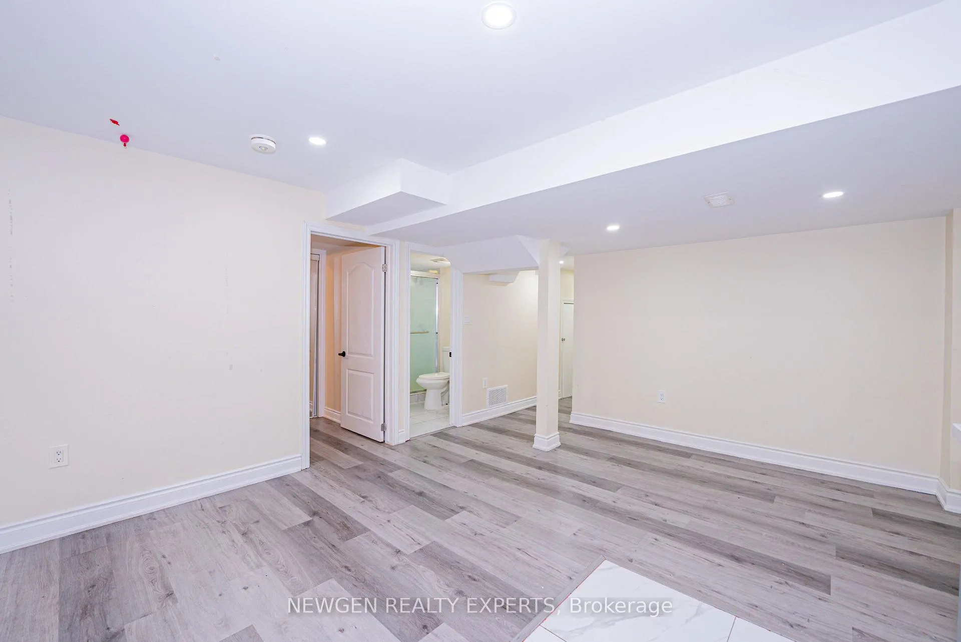 Photo 11 of 19 Boat Street, Brampton, Northwest Brampton — HOMEH
