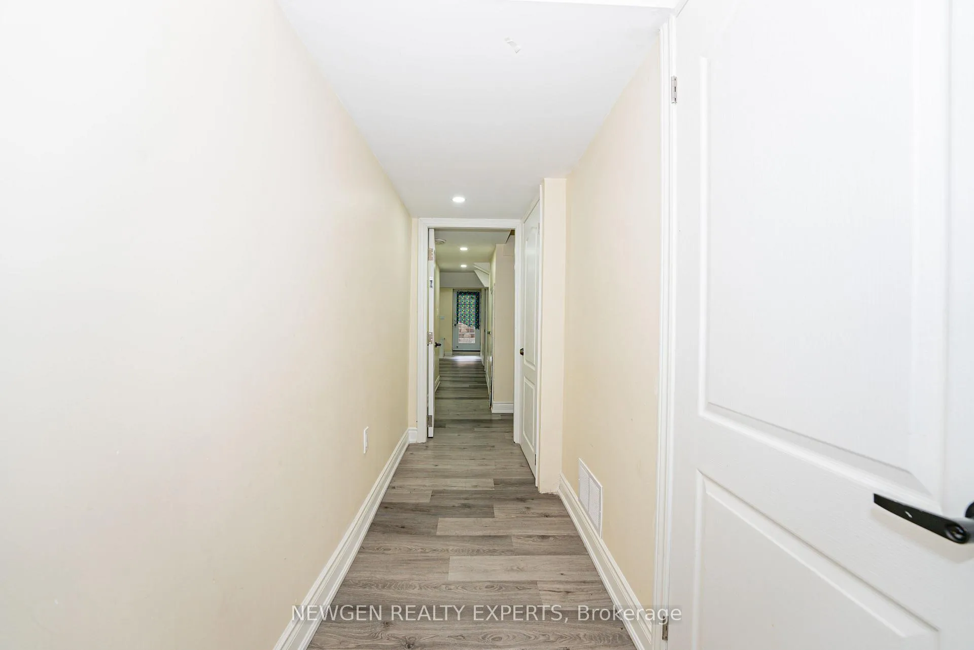 Photo 19 of 19 Boat Street, Brampton, Northwest Brampton — HOMEH