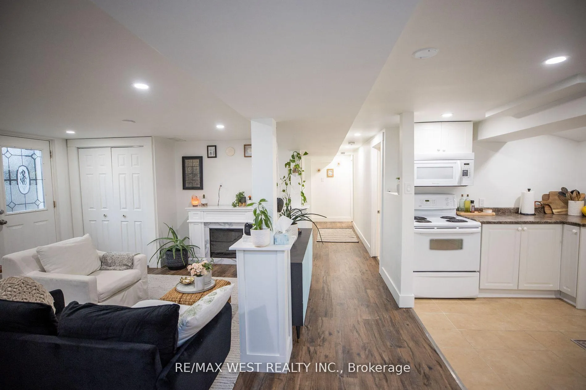 Photo 14 of Unit 2, 93 Peel Street, Barrie, City Centre — HOMEH