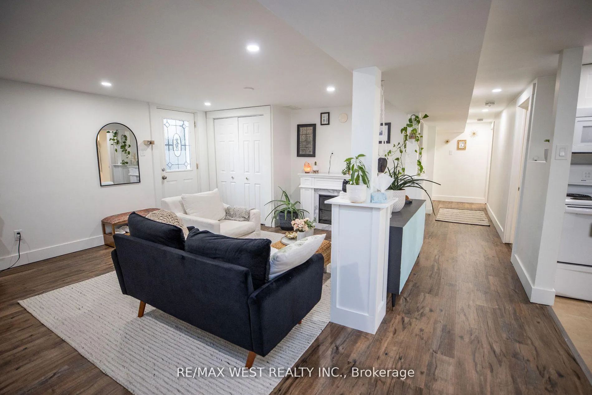 Photo 15 of Unit 2, 93 Peel Street, Barrie, City Centre — HOMEH