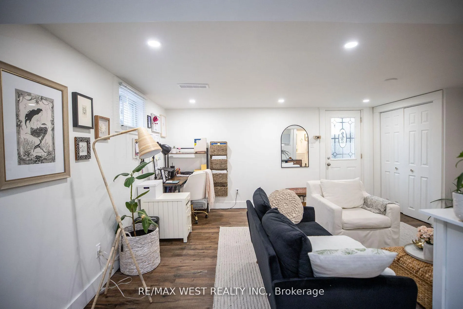 Photo 16 of Unit 2, 93 Peel Street, Barrie, City Centre — HOMEH