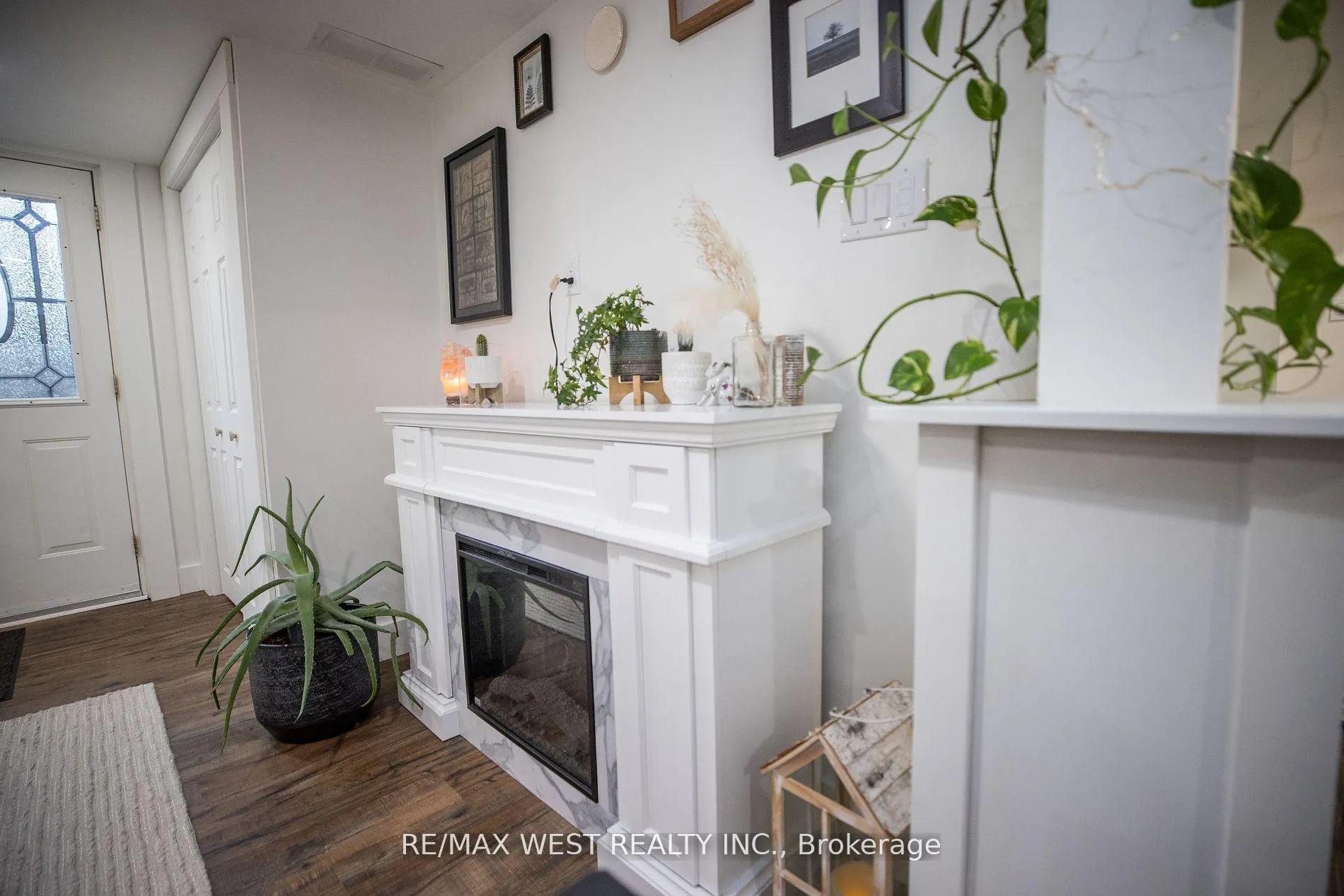 Photo 17 of Unit 2, 93 Peel Street, Barrie, City Centre — HOMEH