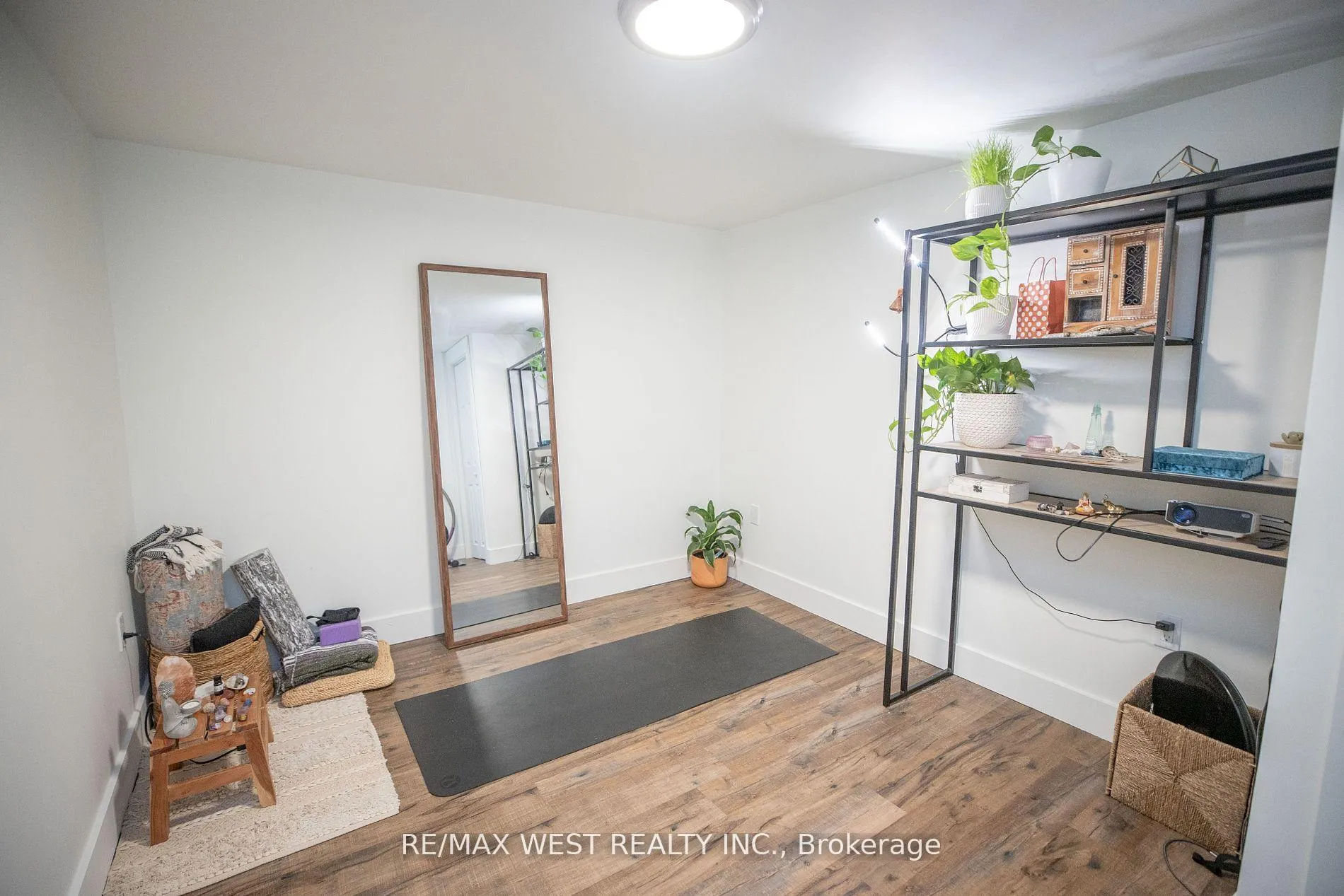 Photo 26 of Unit 2, 93 Peel Street, Barrie, City Centre — HOMEH