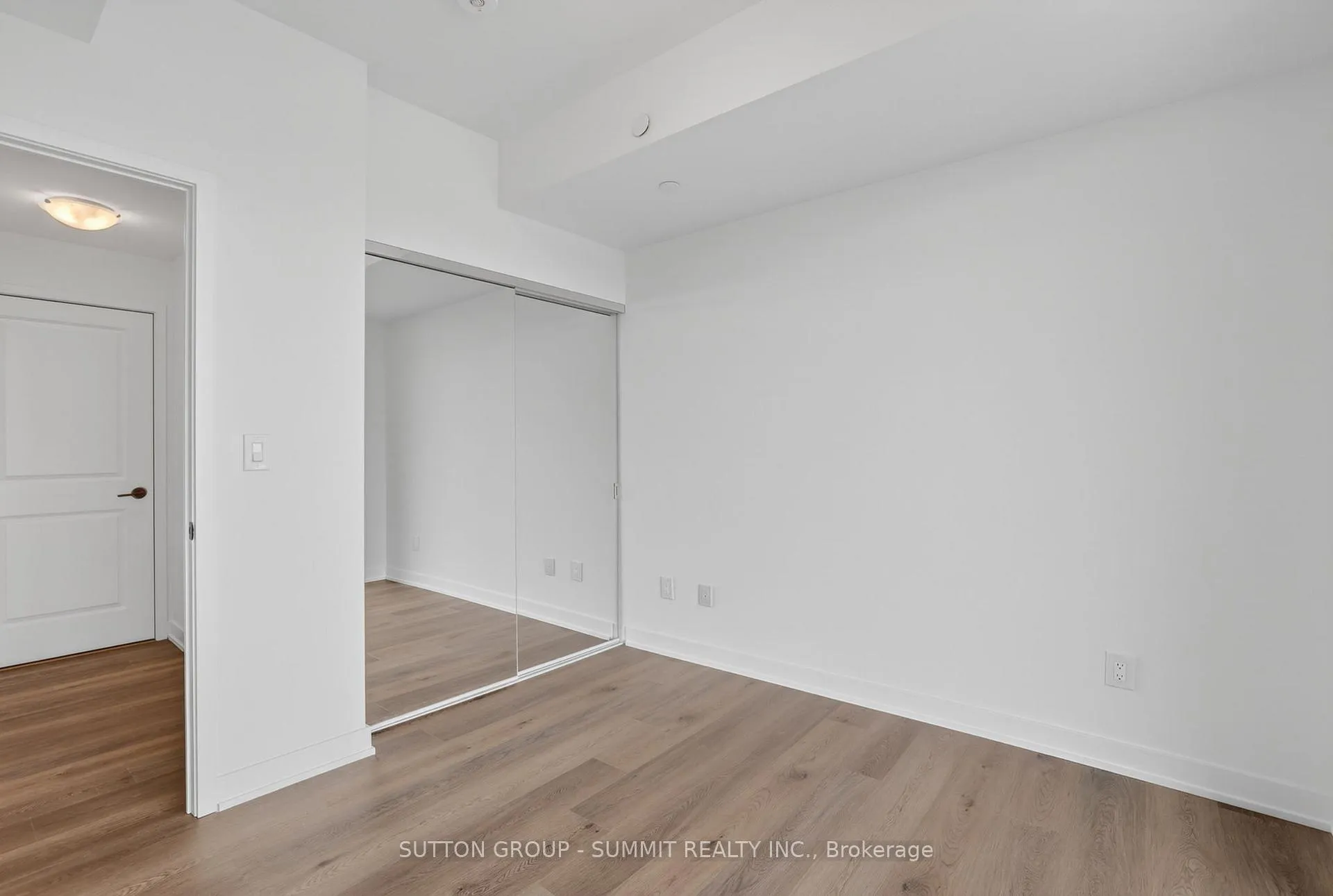 Photo 9 of Unit 2401, 2075 Lakeshore Road, Burlington, Brant — HOMEH