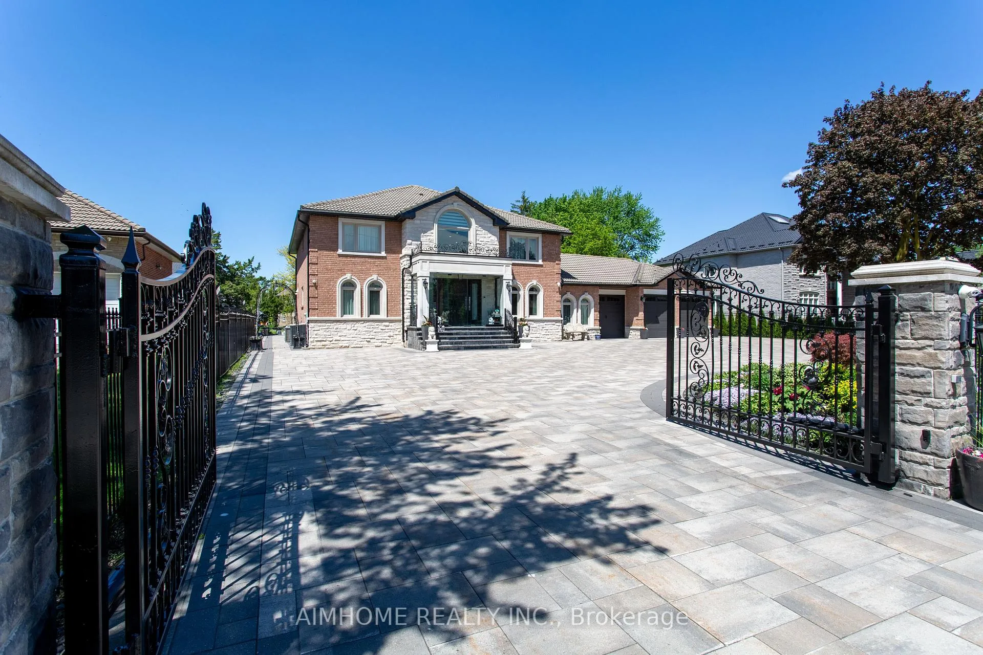 Photo 3 of 42 Lee Avenue, Markham, Milliken Mills East — HOMEH