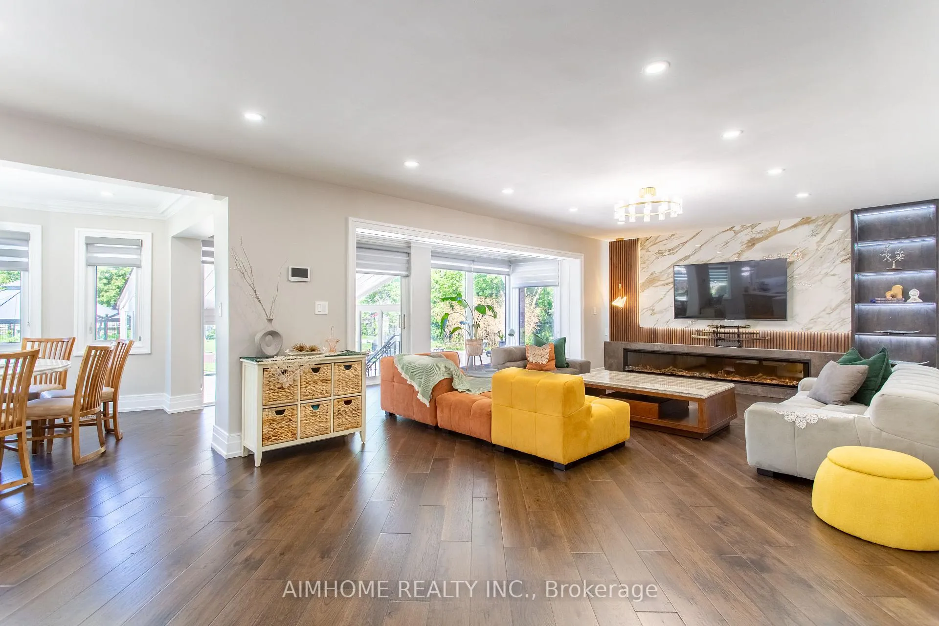 Photo 15 of 42 Lee Avenue, Markham, Milliken Mills East — HOMEH