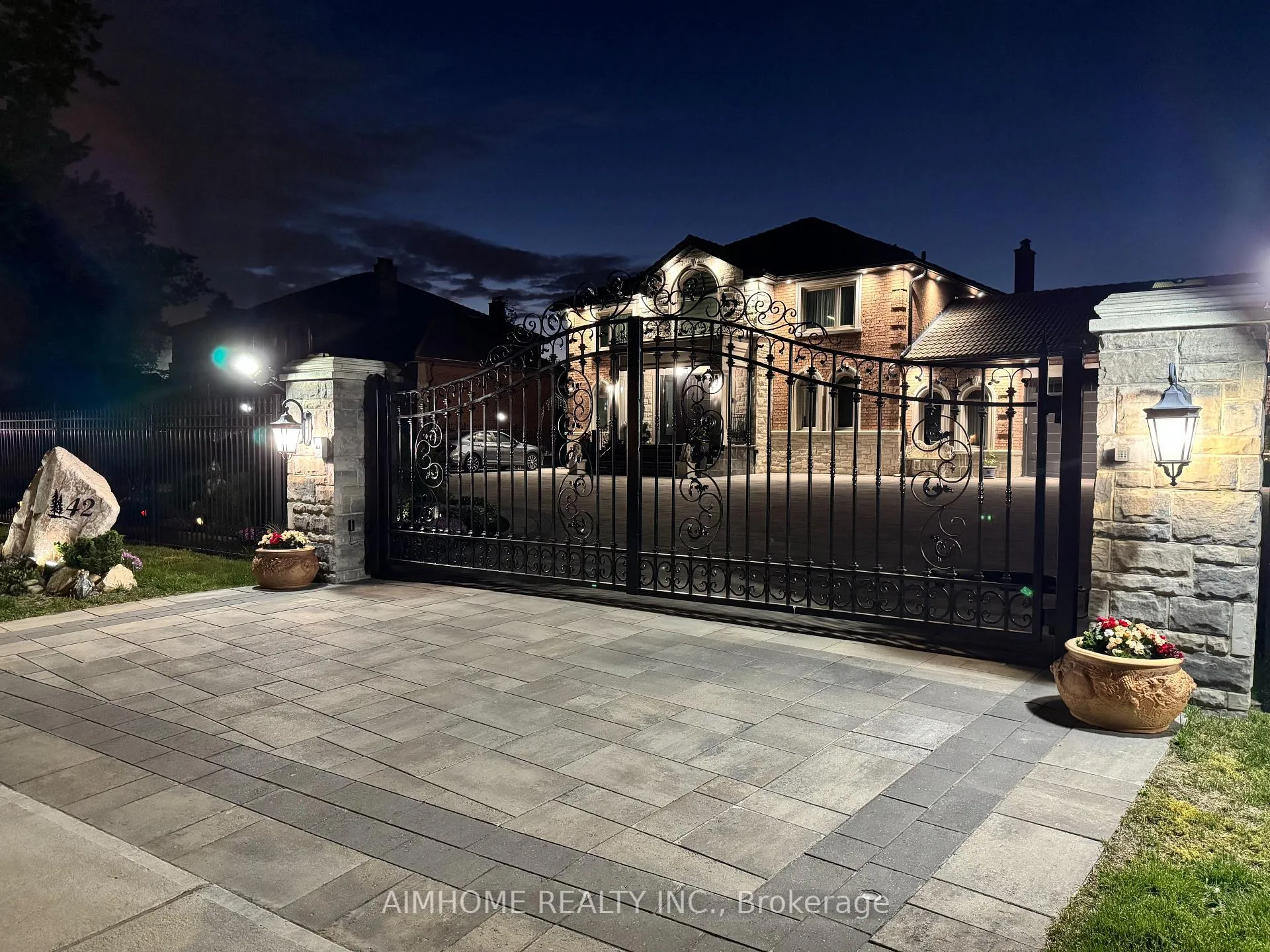 Photo 1 of 42 Lee Avenue, Markham, Milliken Mills East — HOMEH