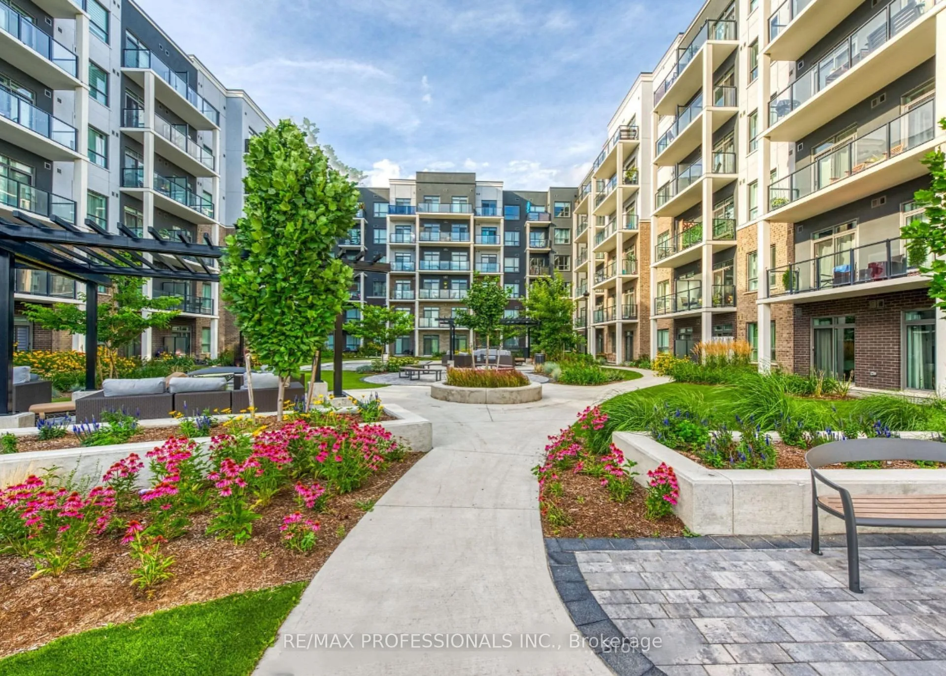 Front of Unit 202, 5055 Greenlane Road