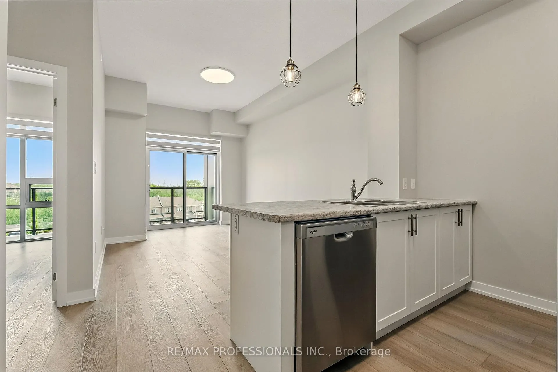 Photo 19 of Unit 412, 470 Dundas Street E, Hamilton, Waterdown — HOMEH