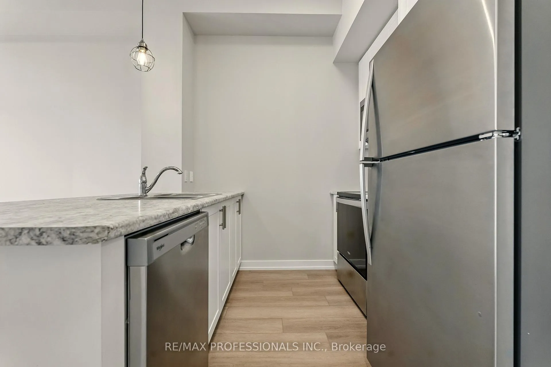 Photo 20 of Unit 412, 470 Dundas Street E, Hamilton, Waterdown — HOMEH