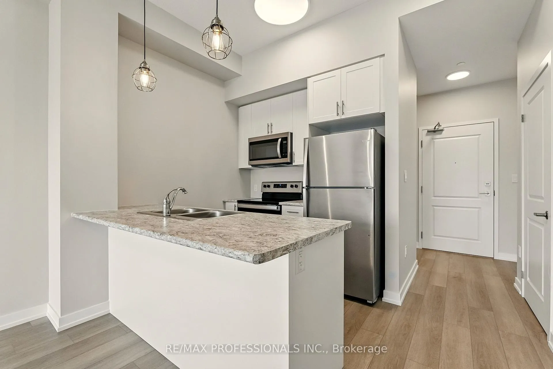 Photo 21 of Unit 412, 470 Dundas Street E, Hamilton, Waterdown — HOMEH