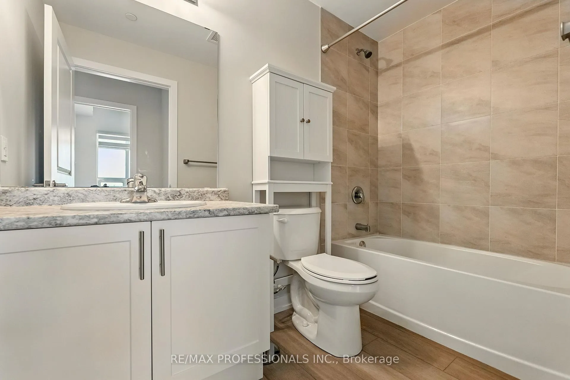 Photo 35 of Unit 412, 470 Dundas Street E, Hamilton, Waterdown — HOMEH