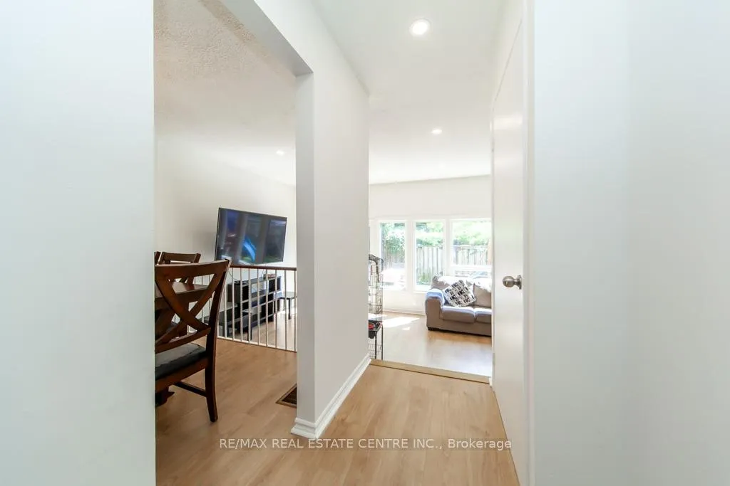 Photo 7 of Unit 88, 2050 Upper Middle Road, Burlington, Brant Hills — HOMEH