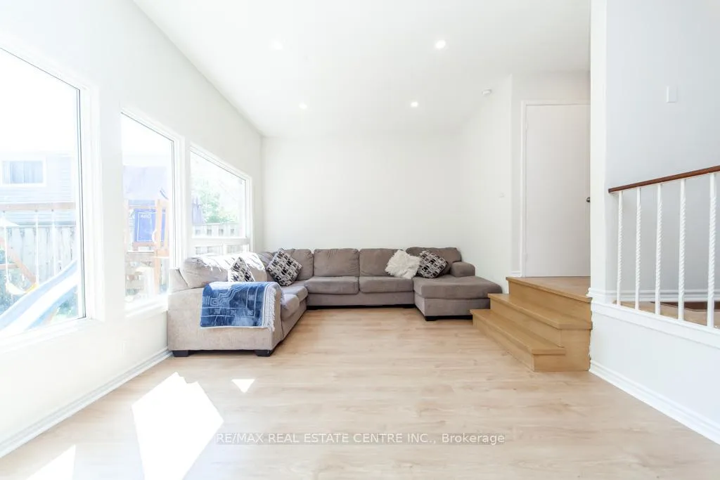 Photo 12 of Unit 88, 2050 Upper Middle Road, Burlington, Brant Hills — HOMEH