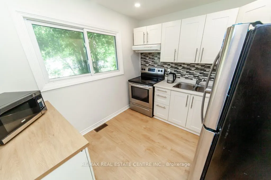 Photo 23 of Unit 88, 2050 Upper Middle Road, Burlington, Brant Hills — HOMEH