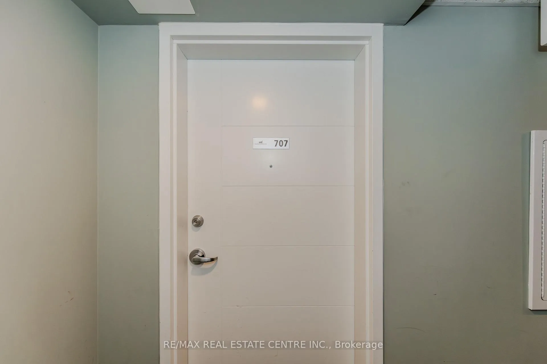 Photo 2 of Unit 707, 251 Hemlock Street, Waterloo, Beechwood/University — HOMEH