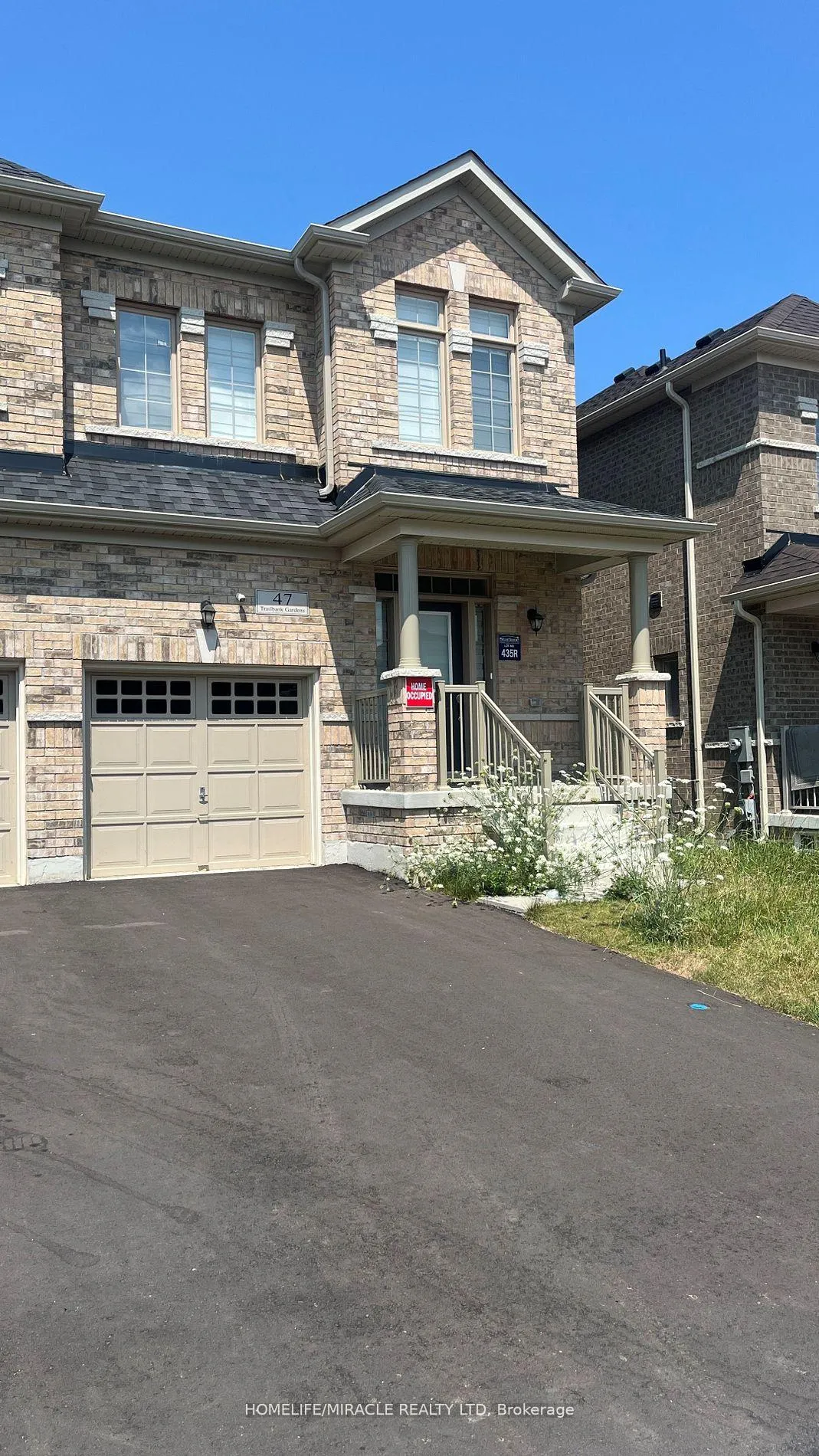 Photo 1 of 47 Trailbank Gardens, Hamilton, Waterdown — HOMEH