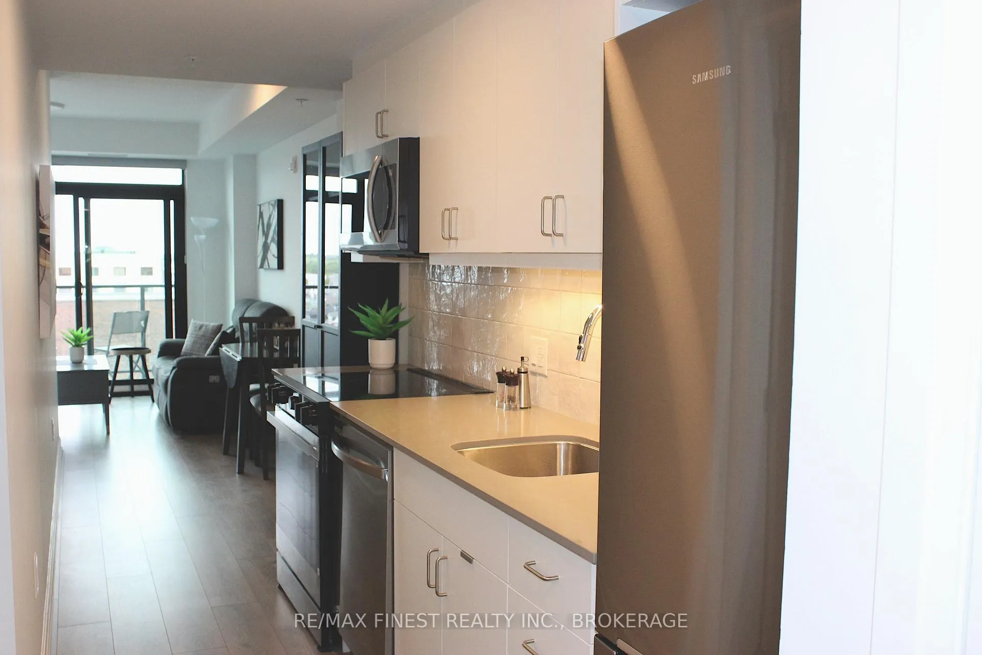 Photo 4 of Unit 505, 223 Princess Street, Kingston, East of Sir John A. Blvd — HOMEH