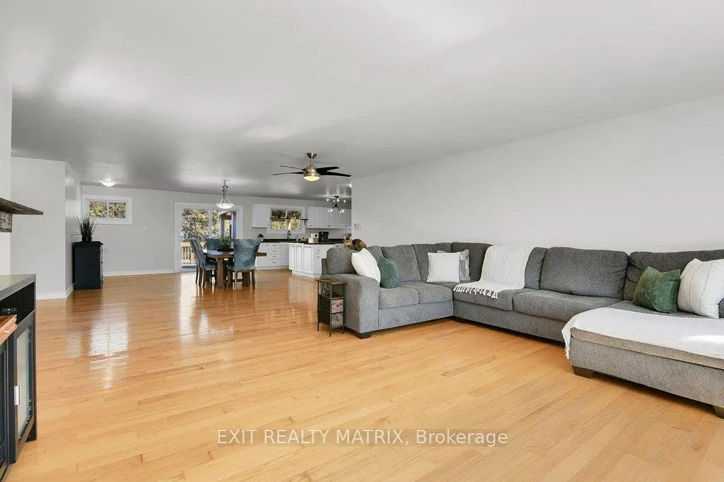 Photo 5 of 2750 Eldo Street, Ottawa, Metcalfe — HOMEH