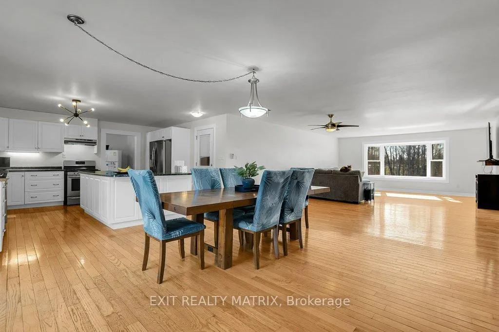Photo 8 of 2750 Eldo Street, Ottawa, Metcalfe — HOMEH
