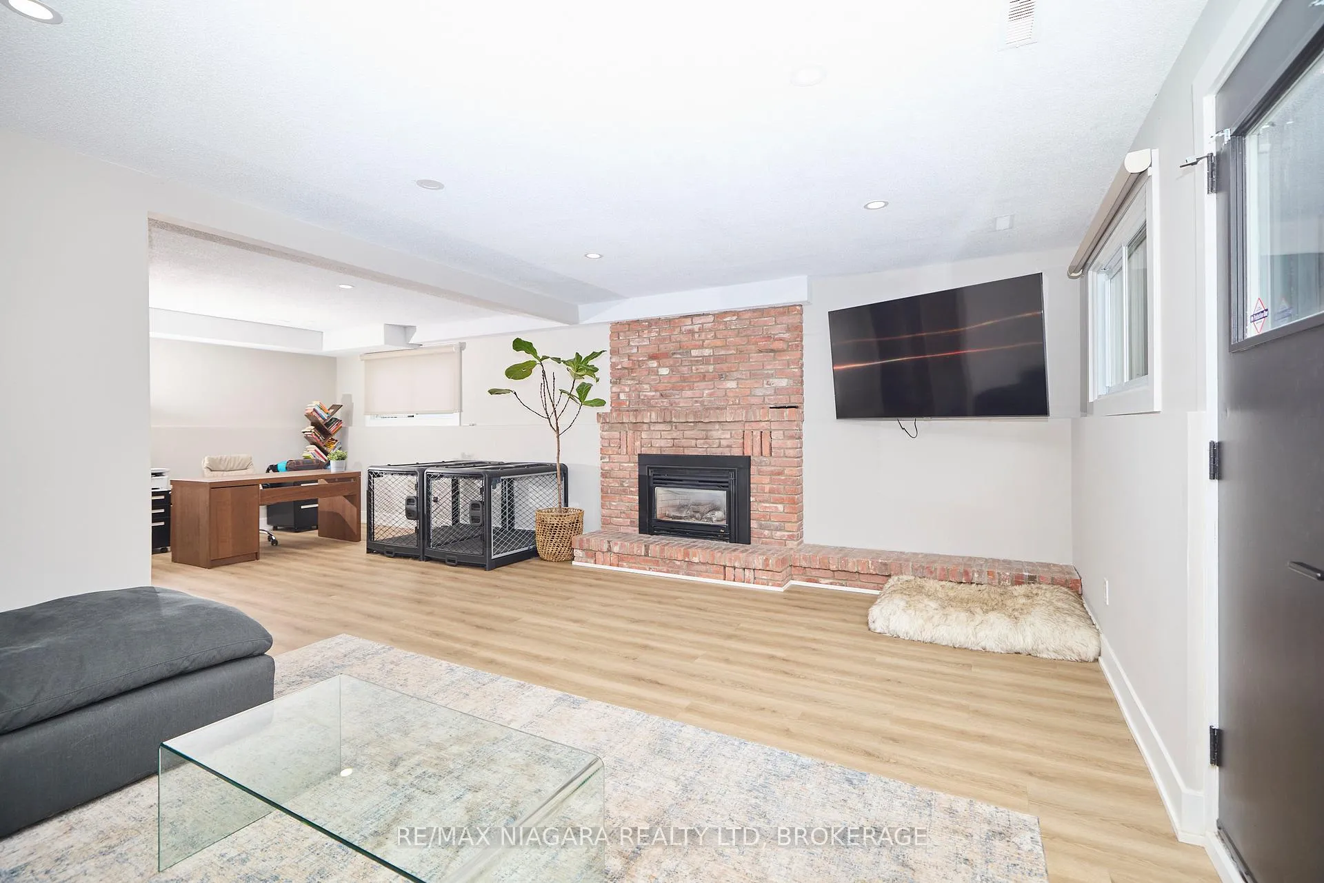 Photo 17 of 310 Main Street, St. Catharines, Port Dalhousie — HOMEH