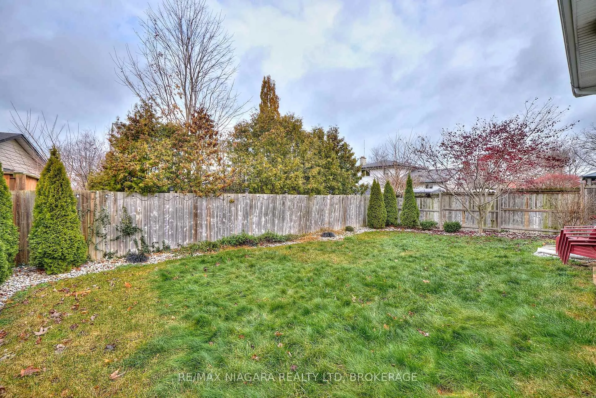 Photo 22 of 310 Main Street, St. Catharines, Port Dalhousie — HOMEH