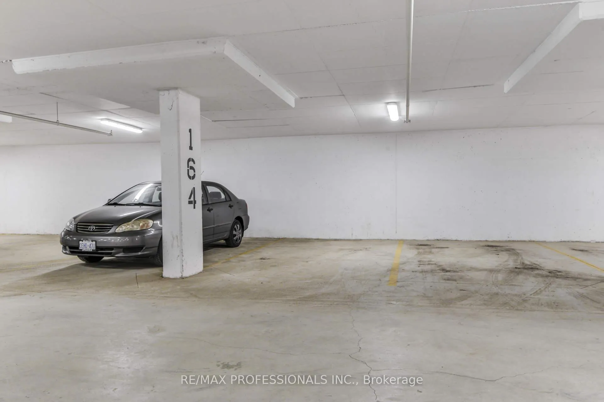 Photo 29 of Unit 124, 101 Shoreview Place, Hamilton, Lakeshore — HOMEH
