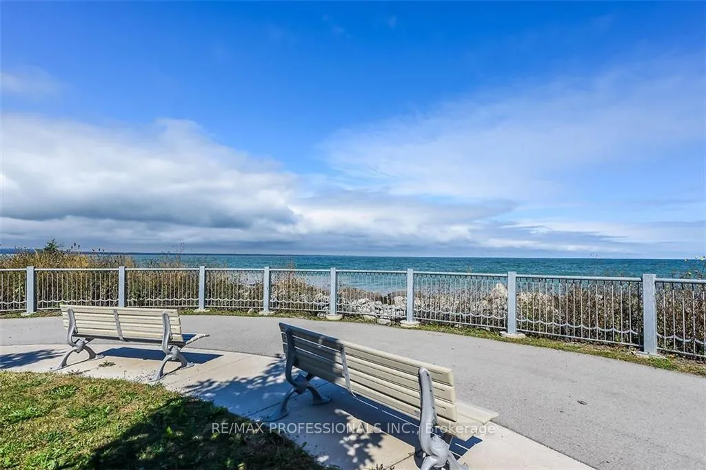 Photo 38 of Unit 124, 101 Shoreview Place, Hamilton, Lakeshore — HOMEH