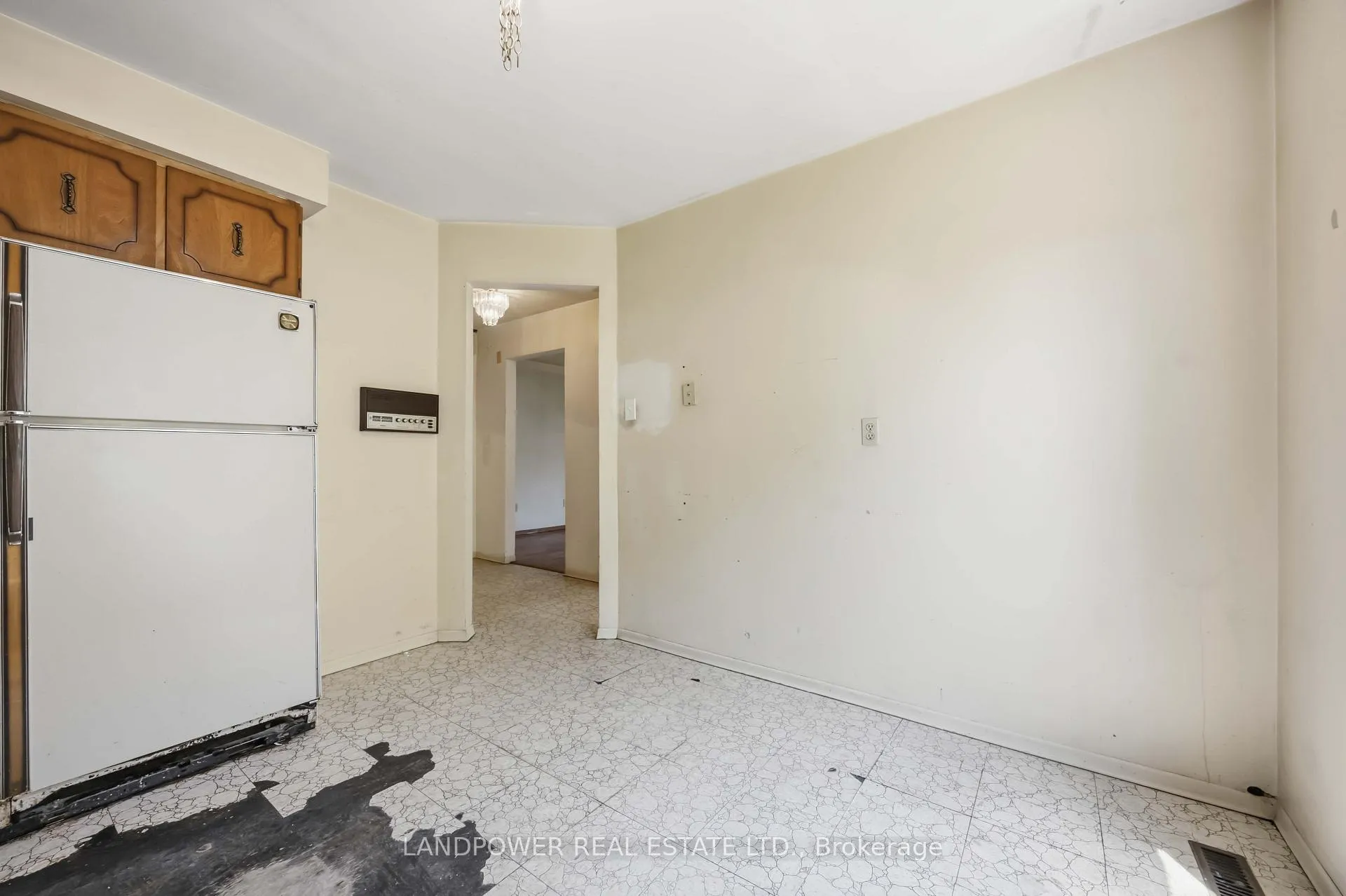 Photo 27 of 85 Tangmere Crescent, Markham, Milliken Mills East — HOMEH