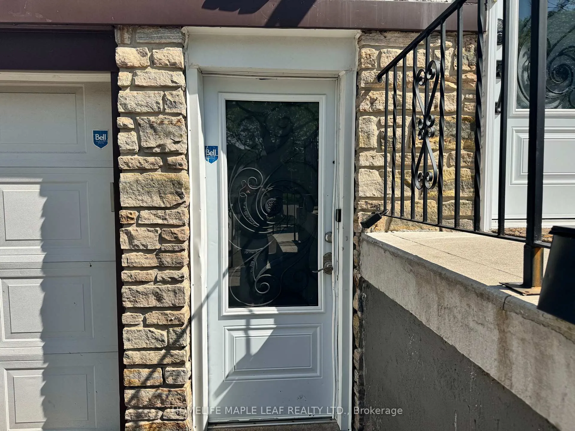 Photo 3 of 8 Montrose Place, Brampton, Central Park — HOMEH