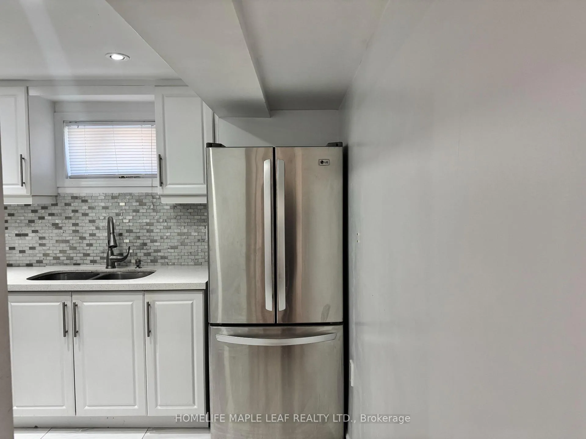 Photo 9 of 8 Montrose Place, Brampton, Central Park — HOMEH